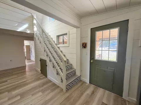 Entry Way - 29 Hidden Dr, Vinalhaven, ME 04863 photo 1 of 3