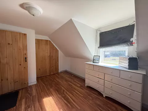 Bedroom - 29 Hidden Dr, Vinalhaven, ME 04863 photo 2 of 4