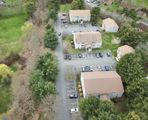 1390 Forest Ave, Portland, ME 04103