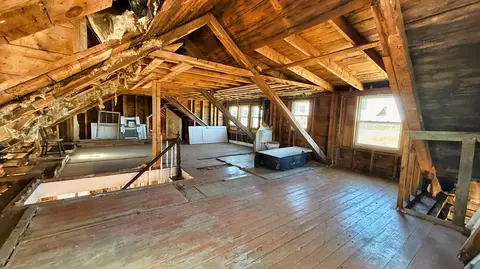 Entry Way - 225 County Rd, Lubec, ME 04652 photo 7 of 7