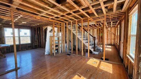 Entry Way - 225 County Rd, Lubec, ME 04652 photo 2 of 7