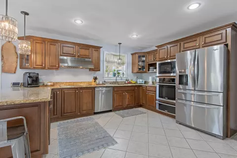 Kitchen - 38 Richards Way, Saco, ME 04072 photo 2 of 3