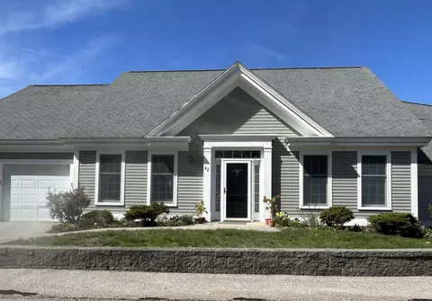 42 Farragut Way #42, Kennebunk, ME 04043