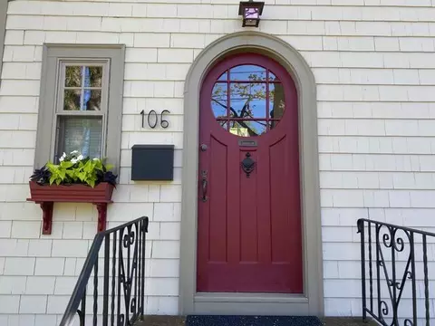 106 Beech St, Rockland, ME 04841