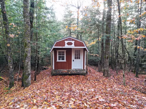 22 Sugarbush Ln, Lee, ME 04455