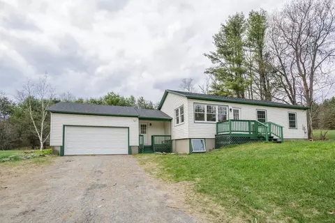 174 Holley Rd, Farmington, ME 04938