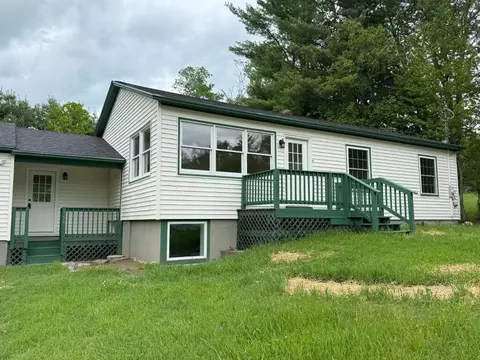 174 Holley Rd, Farmington, ME 04938