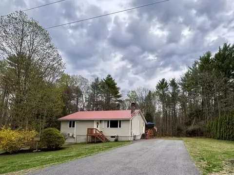 19 Rodrigue Ln, Shapleigh, ME 04076