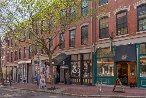 10 Exchange St #409, Portland, ME 04101