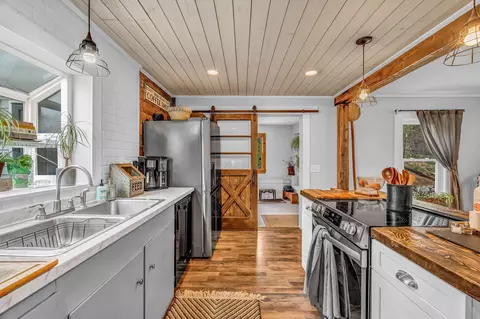 Kitchen - 596 Methodist Rd, Westbrook, ME 04092 photo 3 of 5