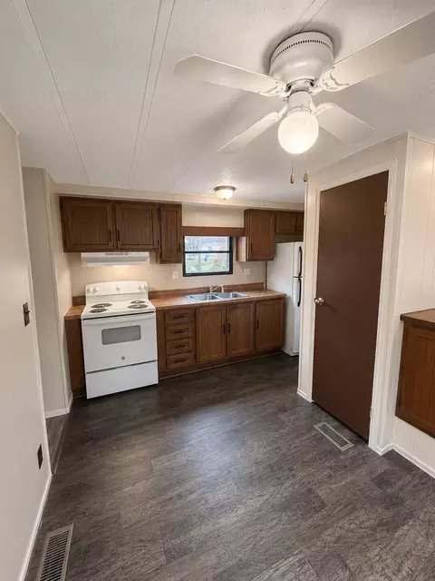 81 Sweet Fern Dr, Greenbush, ME 04418