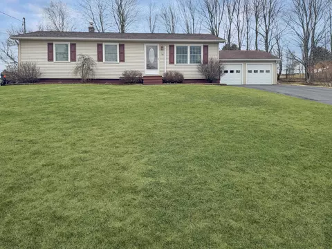 70 Lombard St, Presque Isle, ME 04769