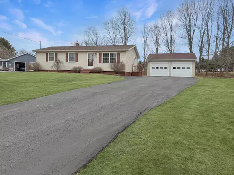 70 Lombard St, Presque Isle, ME 04769