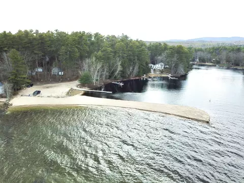 6 Chickadee Ln, Sebago, ME 04029 photo 3