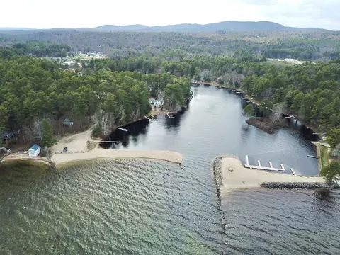 6 Chickadee Ln, Sebago, ME 04029