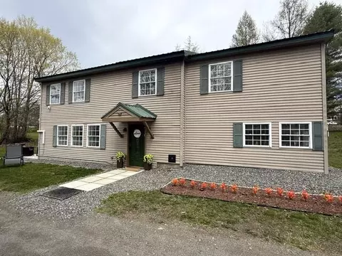 16 N Main St, Guilford, ME 04443