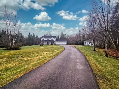32 Patterson Rd, Hampden, ME 04444