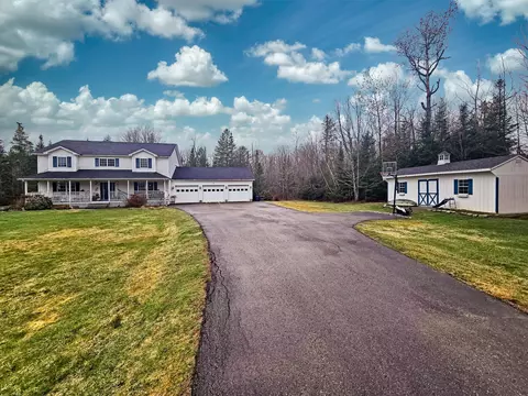 Exterior - 32 Patterson Rd, Hampden, ME 04444 photo 2 of 11