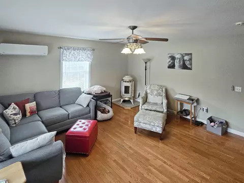 Living - 32 Patterson Rd, Hampden, ME 04444 photo 2 of 4