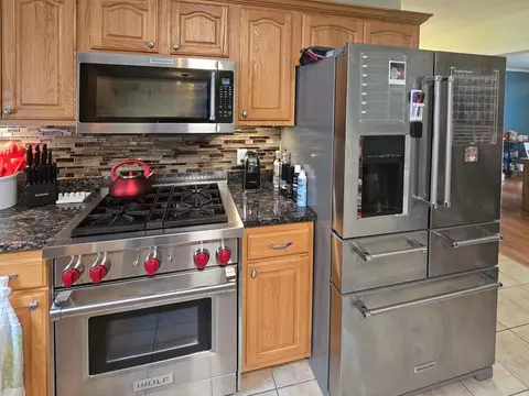 Kitchen - 32 Patterson Rd, Hampden, ME 04444 photo 6 of 8