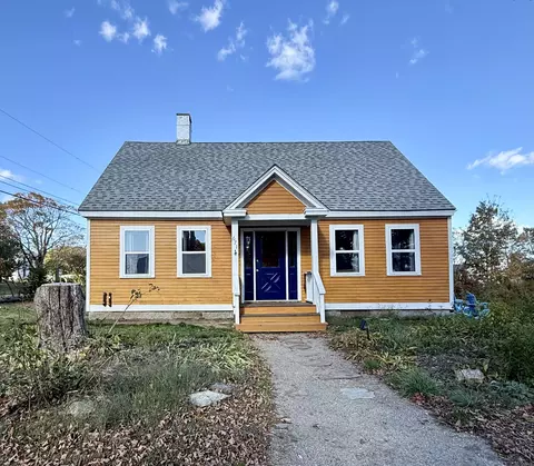 671 Us Rte 1, Stockton Springs, ME 04981