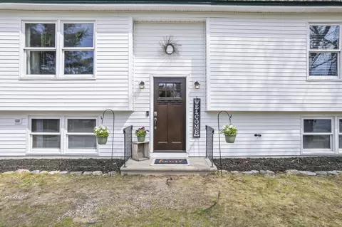 7 Bickford Ave, Brunswick, ME 04011
