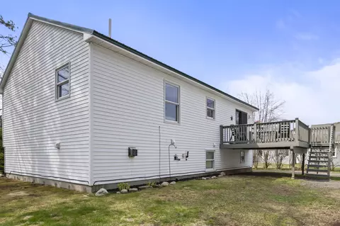 Exterior - 7 Bickford Ave, Brunswick, ME 04011 photo 7 of 7