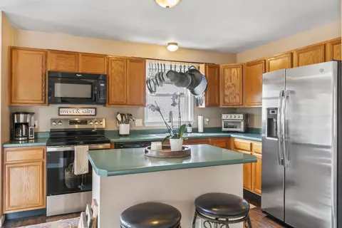 Kitchen - 7 Bickford Ave, Brunswick, ME 04011 photo 4 of 4