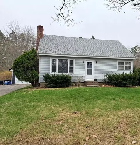 91 Kennebec Rd, Hampden, ME 04444