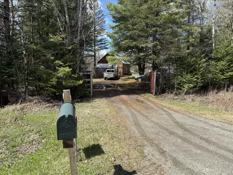 848 Bancroft Rd, Weston, ME 04424
