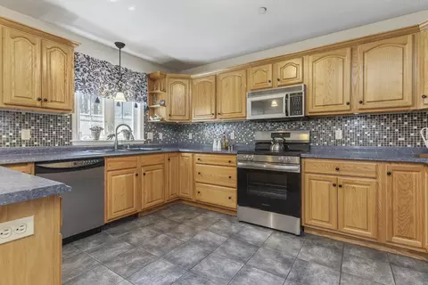 Kitchen - 6 Sugar Woods Way, Saco, ME 04072 photo 1 of 7