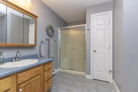 Bath - 6 Sugar Woods Way, Saco, ME 04072 photo 3 of 3