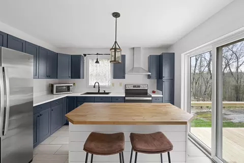 Kitchen - 53 Ames Dr, Woolwich, ME 04579 photo 4 of 12