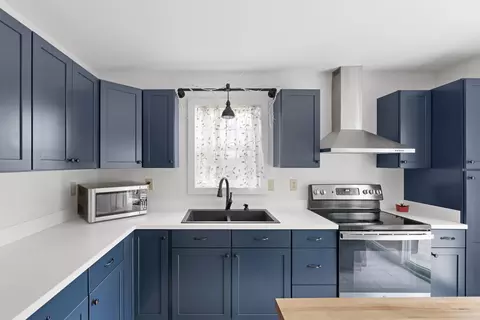 Kitchen - 53 Ames Dr, Woolwich, ME 04579 photo 7 of 12