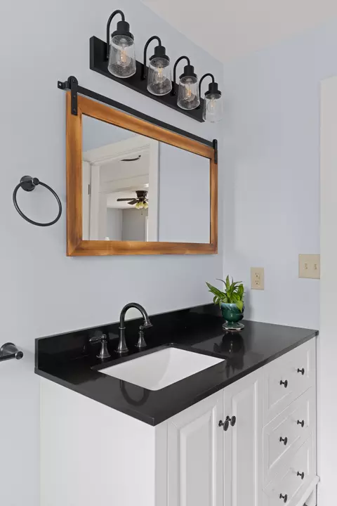 Bath - 53 Ames Dr, Woolwich, ME 04579 photo 3 of 6