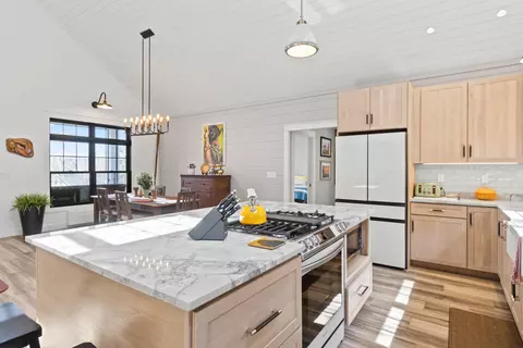 Kitchen - 34 Eider Rd, Harpswell, ME 04079 photo 5 of 12