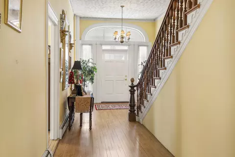 Entry Way - 103 South St, Bath, ME 04530 photo 1 of 14