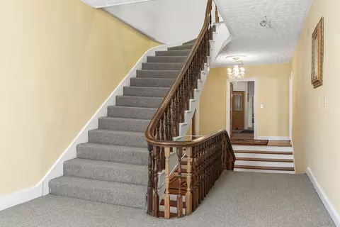 Entry Way - 103 South St, Bath, ME 04530 photo 12 of 14
