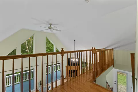 Entry Way - 47 Double M Ln, Woolwich, ME 04579 photo 4 of 7