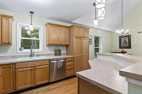 Kitchen - 47 Double M Ln, Woolwich, ME 04579 photo 1 of 6