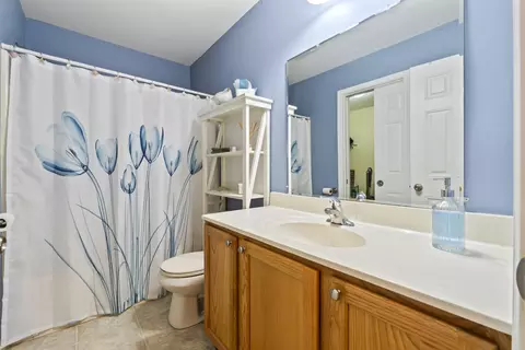Bath - 47 Double M Ln, Woolwich, ME 04579 photo 3 of 6