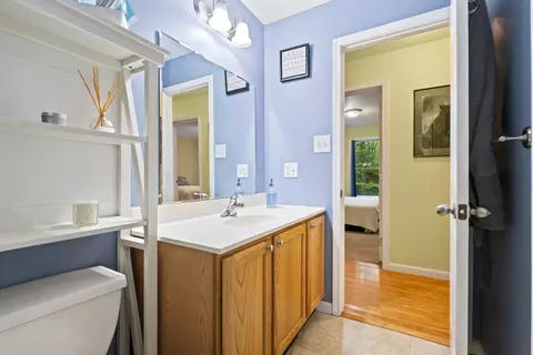 Bath - 47 Double M Ln, Woolwich, ME 04579 photo 2 of 6