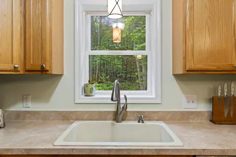 Kitchen - 47 Double M Ln, Woolwich, ME 04579 photo 5 of 6