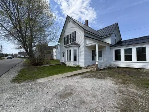 149 Pleasant St, Rockland, ME 04841