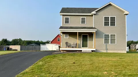 26 Stillwater Dr #26, Westbrook, ME 04092