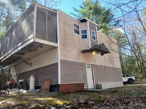 371 Carding Machine Rd, Bowdoinham, ME 04008