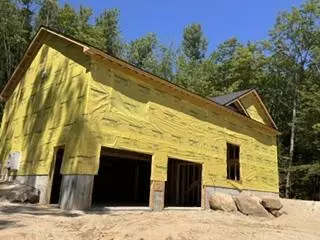 24 Mayberry Lndg, Naples, ME 04055