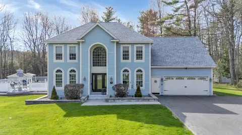 16 Caldwell Cir, Lewiston, ME 04240