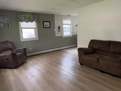 118 Falvey St, Bangor, ME 04401
