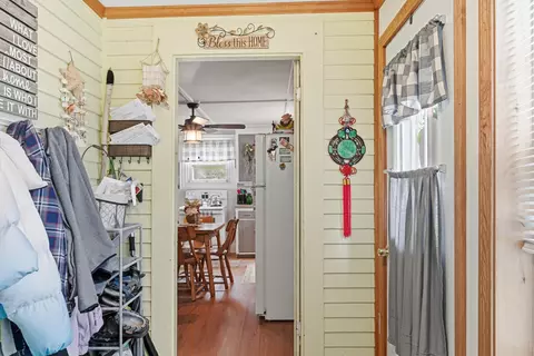 Entry Way - 2 Grove Ct, Waterville, ME 04901 photo 3 of 3